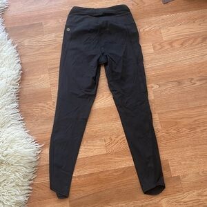 Back manduka leggings